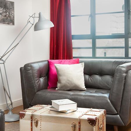 Boutique 1 Bdrm Duplex Suite On Marina 305 Kingston upon Hull Eksteriør bilde